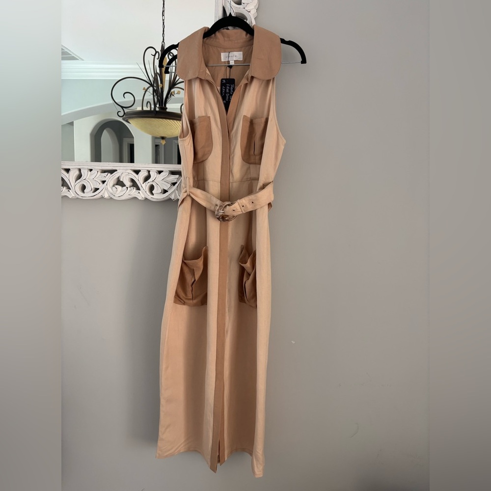 ✨Steele Stylish Tan Fitted Lenin Dress with Belt✨
